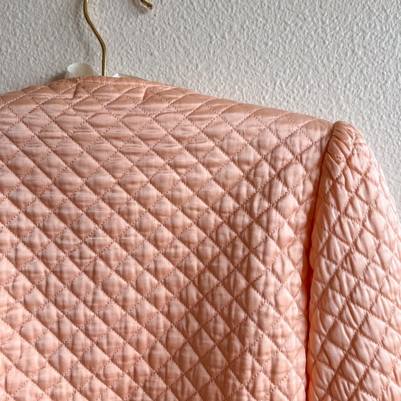 Vintage 1940s Pink Quilted Silk Bed Jacket (XS/S) - Picture 12 of 15